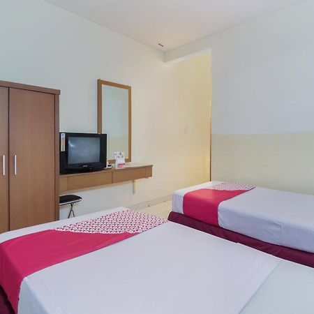 Capital O Galaxy Inn Бандунг Екстер'єр фото