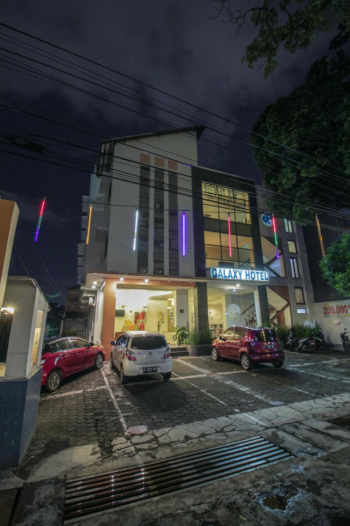 Capital O Galaxy Inn Бандунг Екстер'єр фото